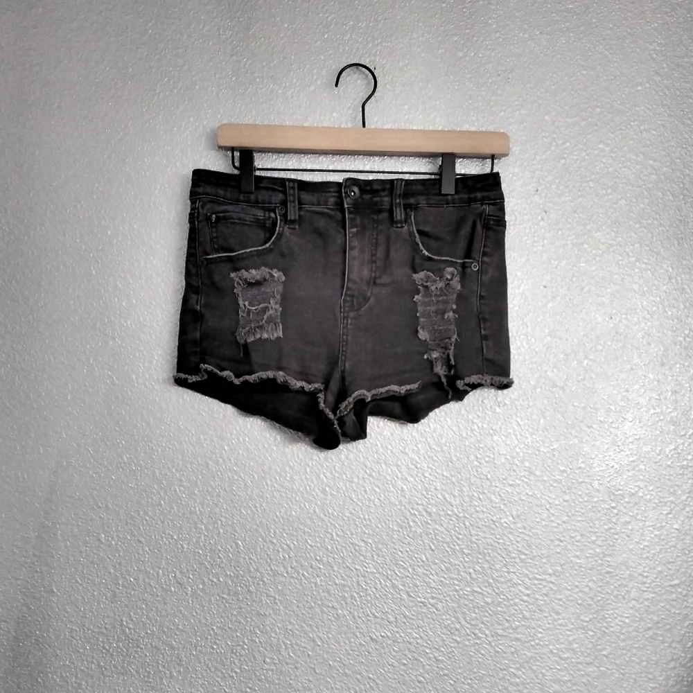 Black Heart Juniors Black High Rise Cut Off Jeans    Size 7